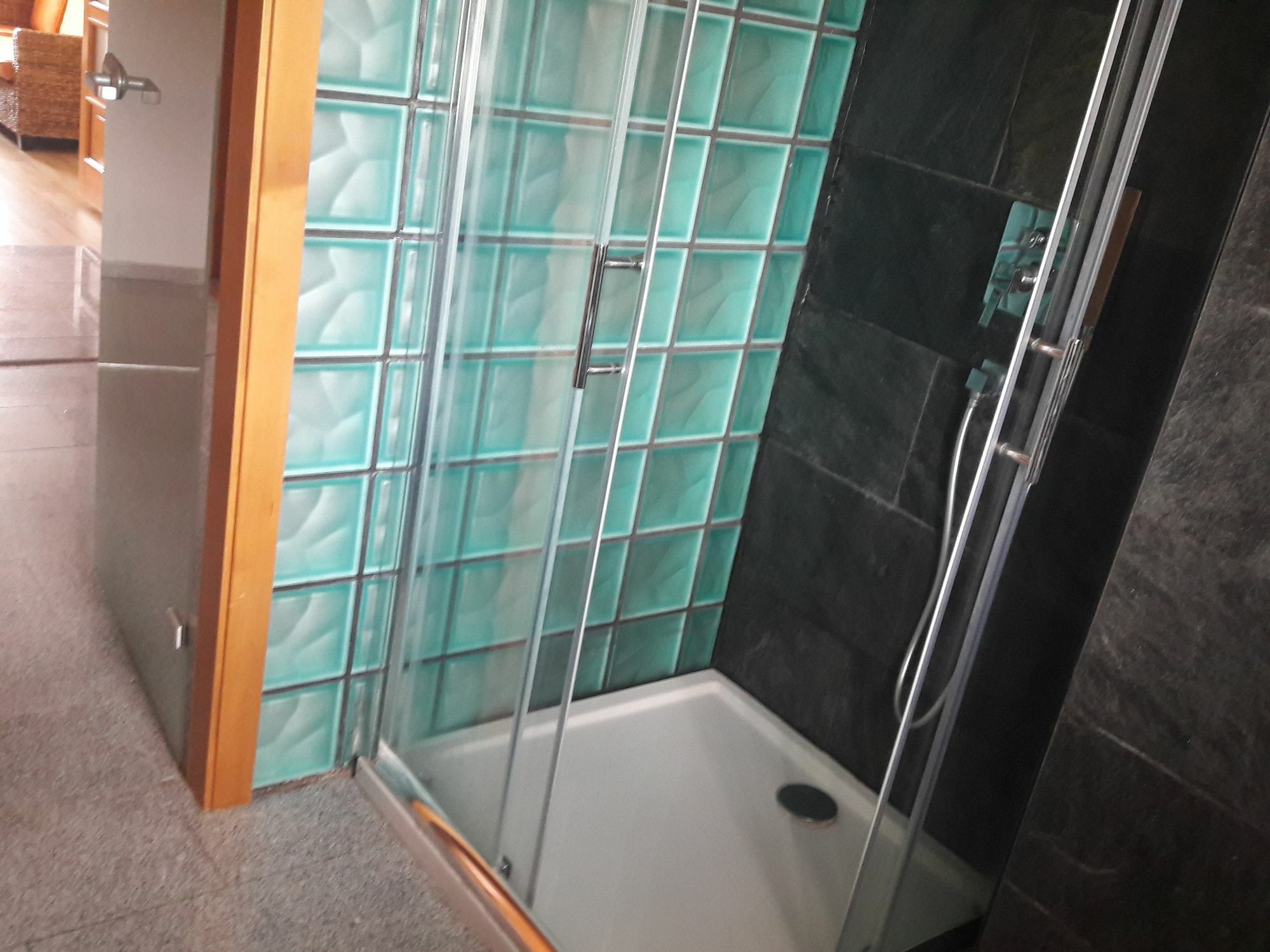פץ פוד סניישקו Hotel Lidicka Bouda מראה חיצוני תמונה